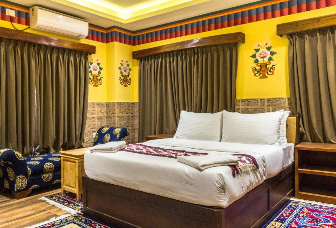 White Dragon Hotel Пунакха Экстерьер фото