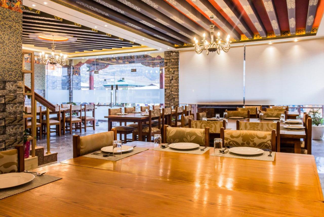 White Dragon Hotel Пунакха Экстерьер фото